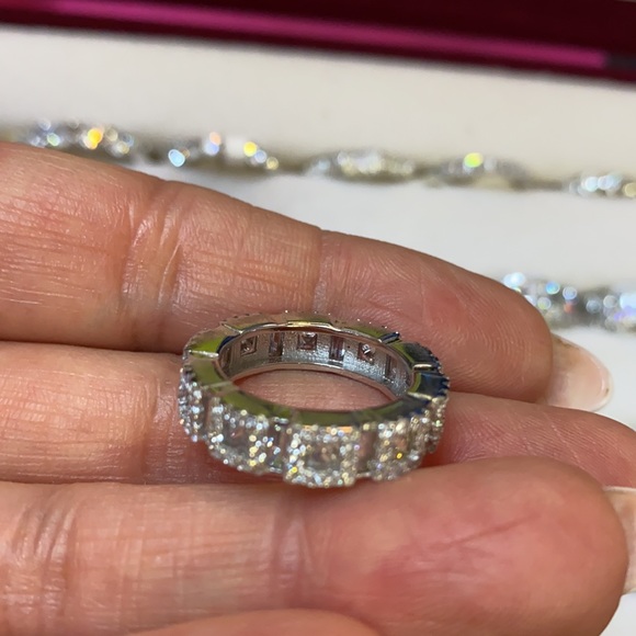 New Sterling Silver Eternity Band Ring Size 6 - Picture 9 of 11